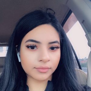 Meet your Posher, Araceli